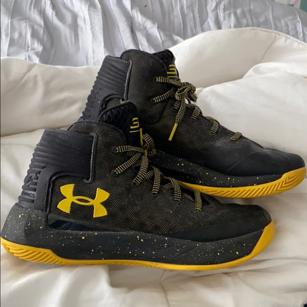 Youth Steph Curry Under Armour Basketball Shoes 7Y